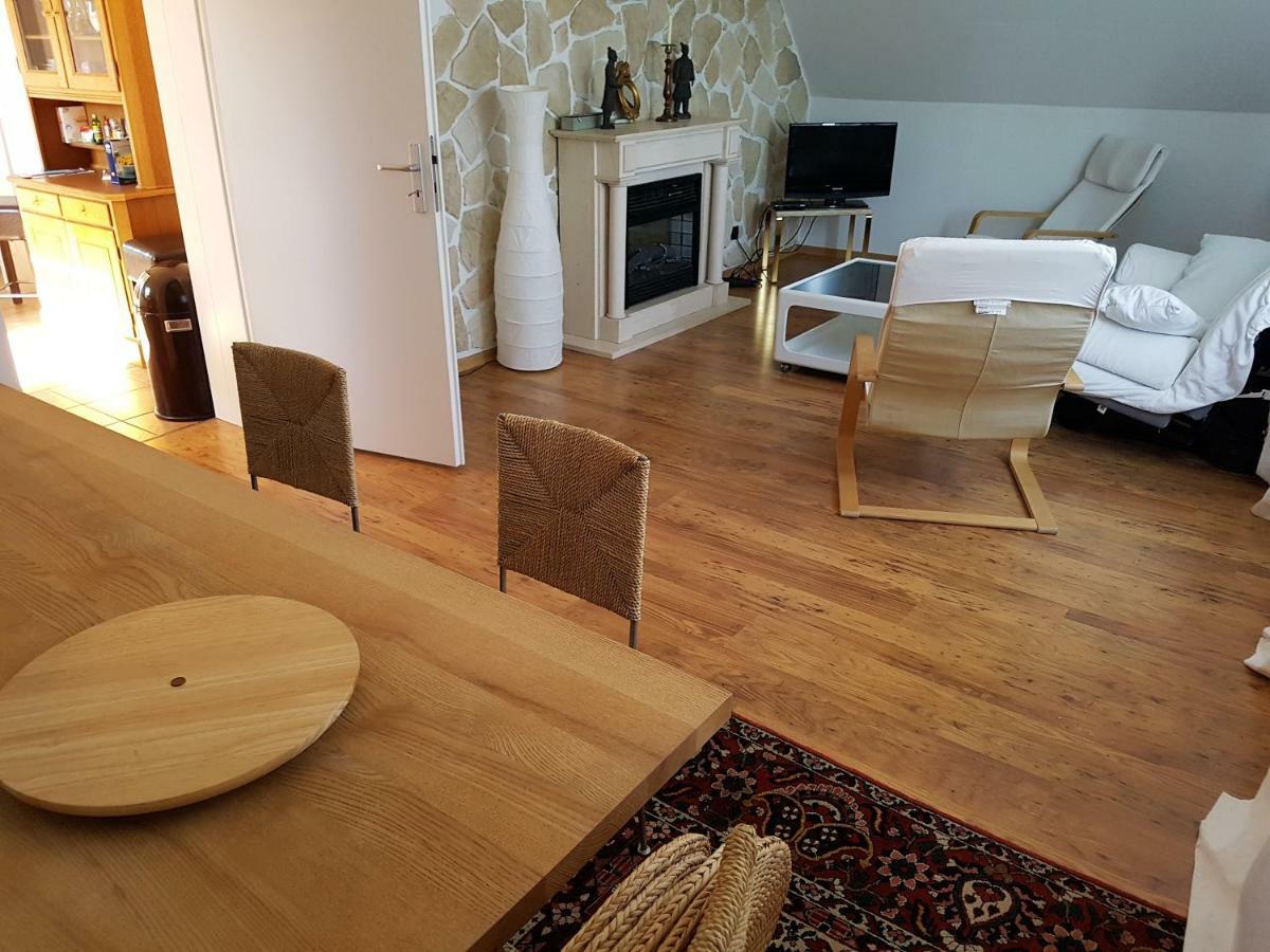 Apartment Am Park Lehrte Eksteriør bilde